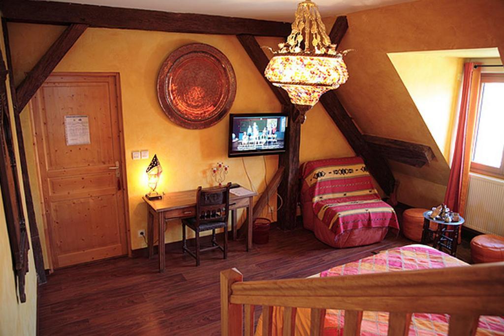 Chambres D'Hotes Les Charmettes Rang Phòng bức ảnh